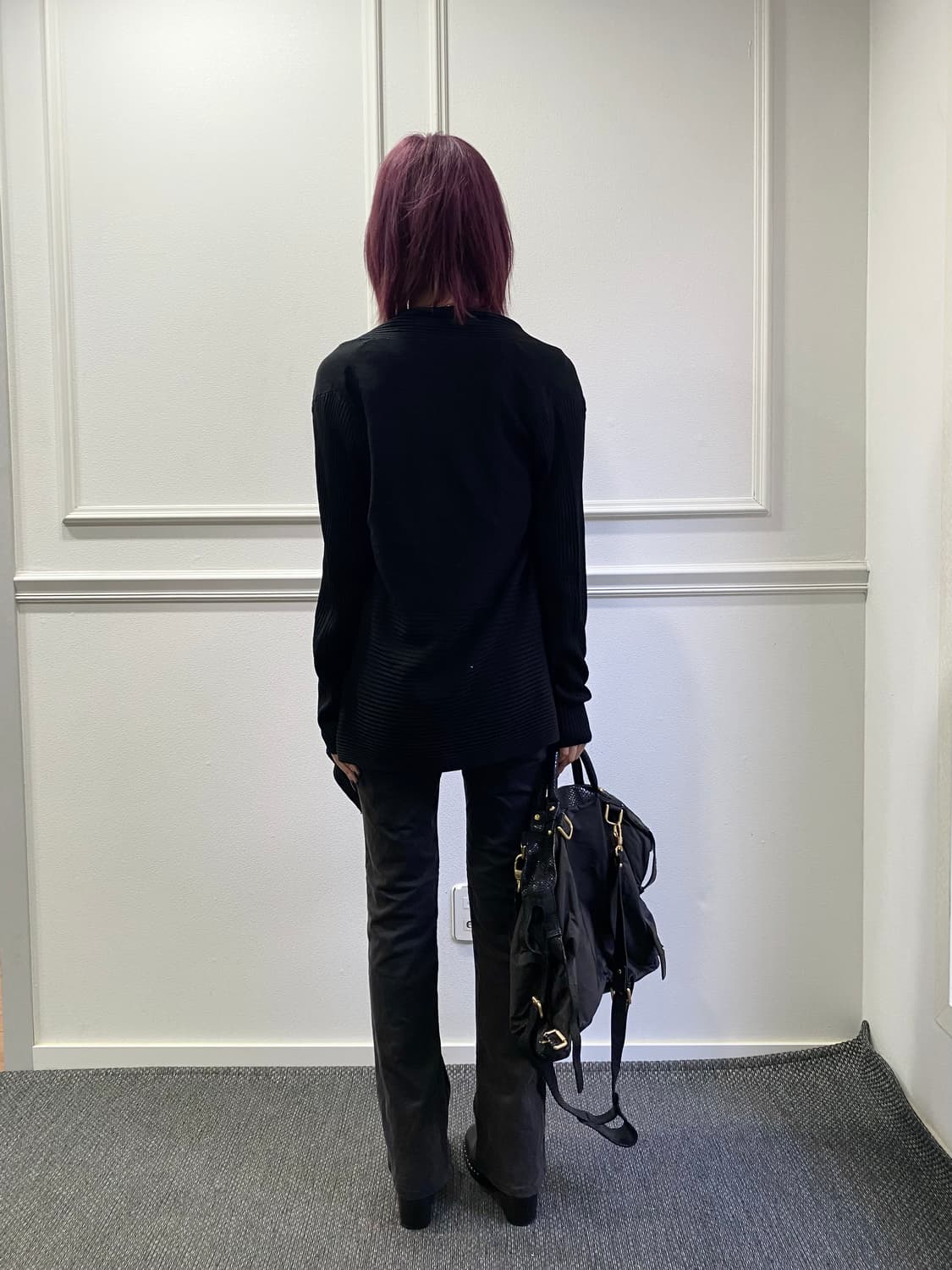 Slim Fit Semi Boots Cut Black Pants 상품이미지5