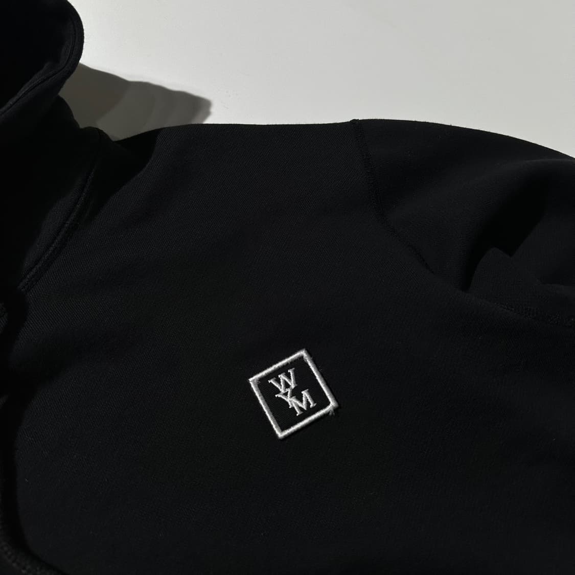 우영미 백로고 후드 블랙 상품이미지6