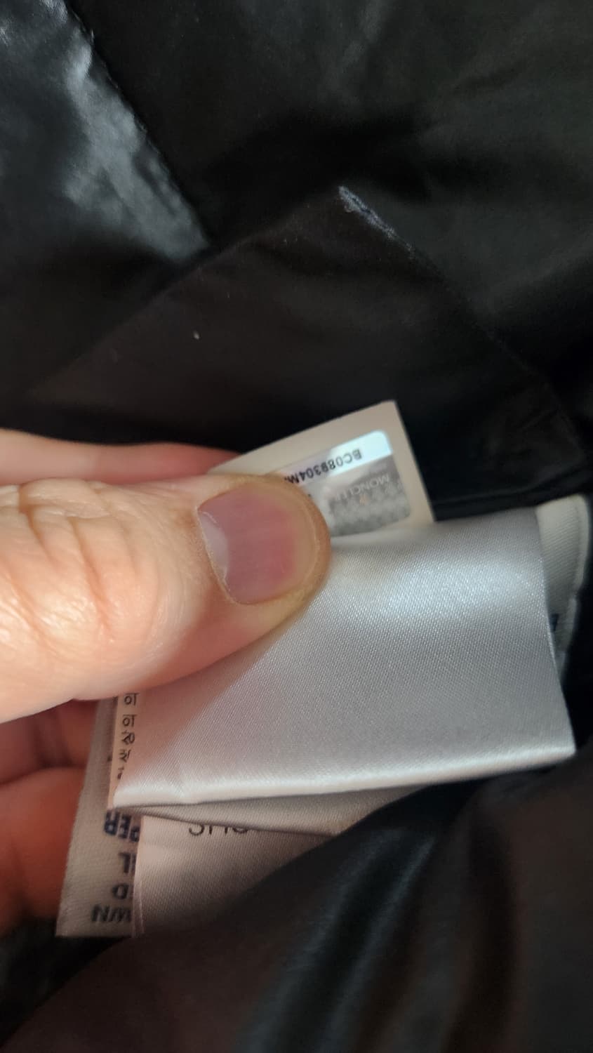 백화점정품.한글택.몽클레어 블랙 후드 경량자켓 상품이미지6