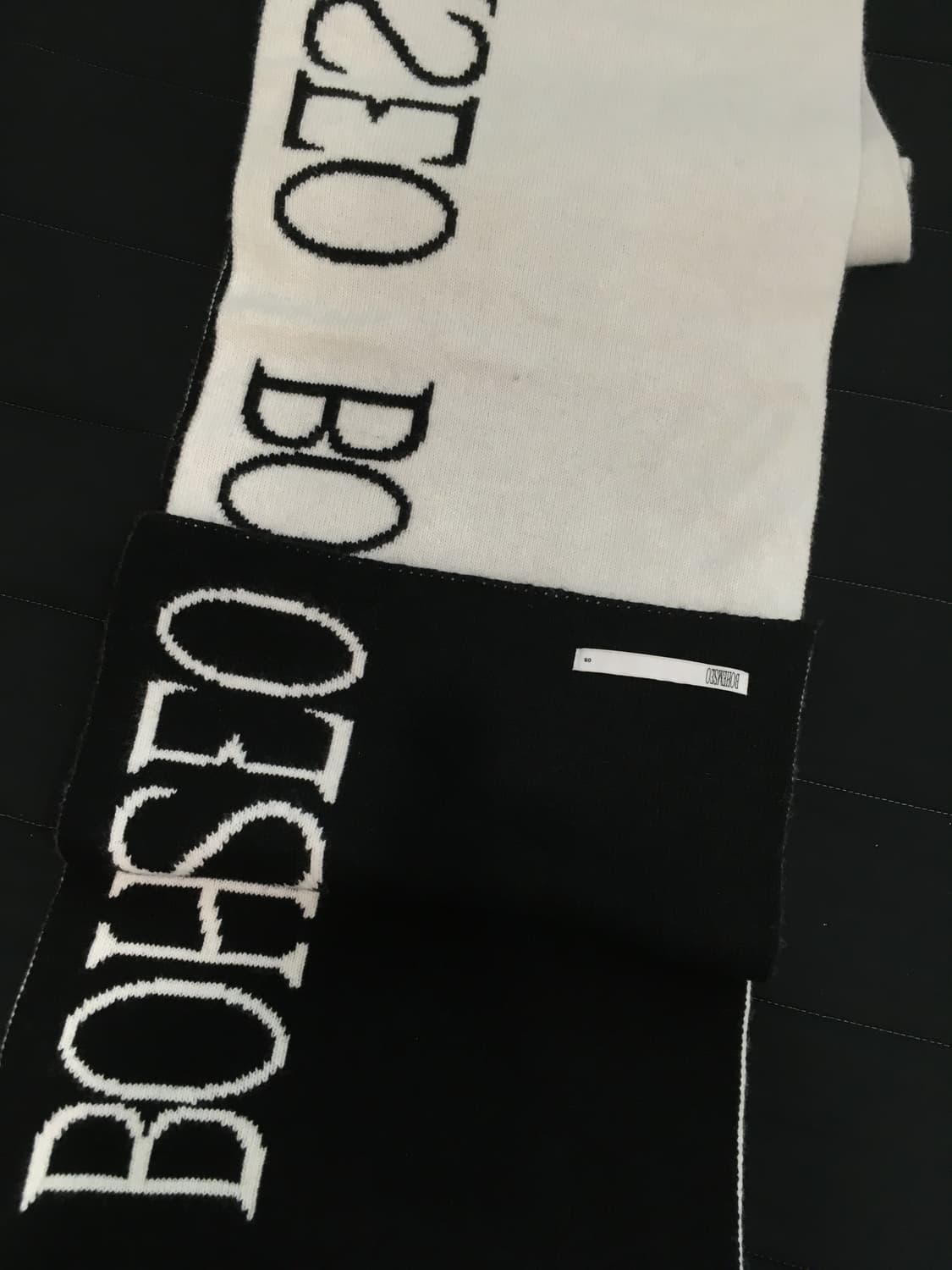 보헤미안 서울 JACQUARD KINT MUFFLER BLACK&IVOR 상품이미지7