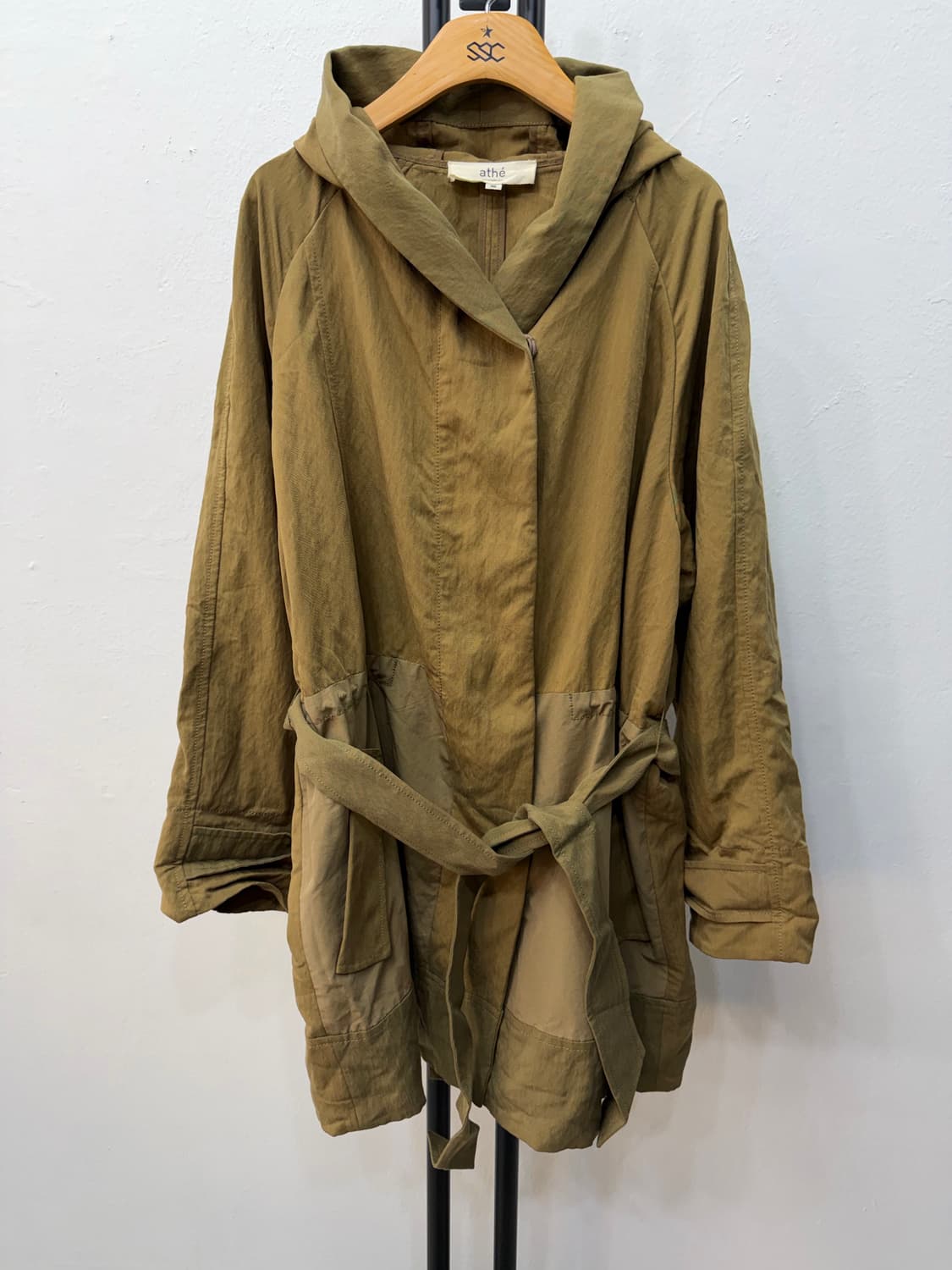 정품) 아떼 바네사브루노 오버핏 카키 야상 자켓 36  상품이미지1