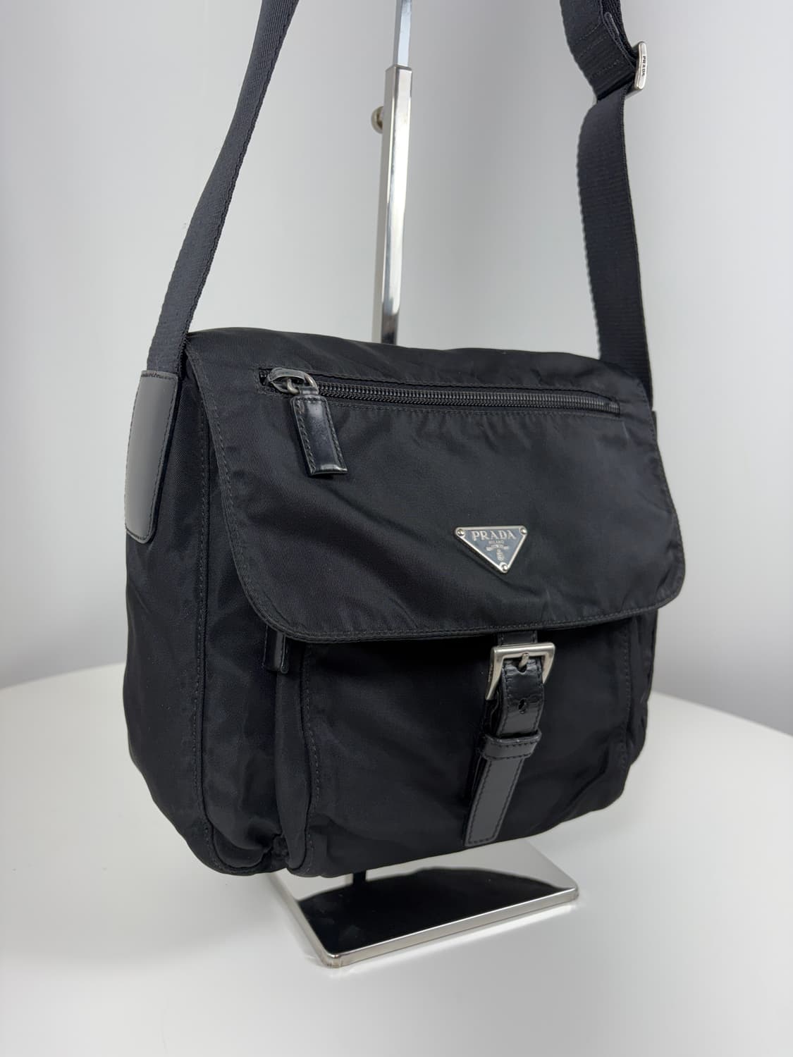 프라다 나일론 크로스백 메신저백 상품이미지2