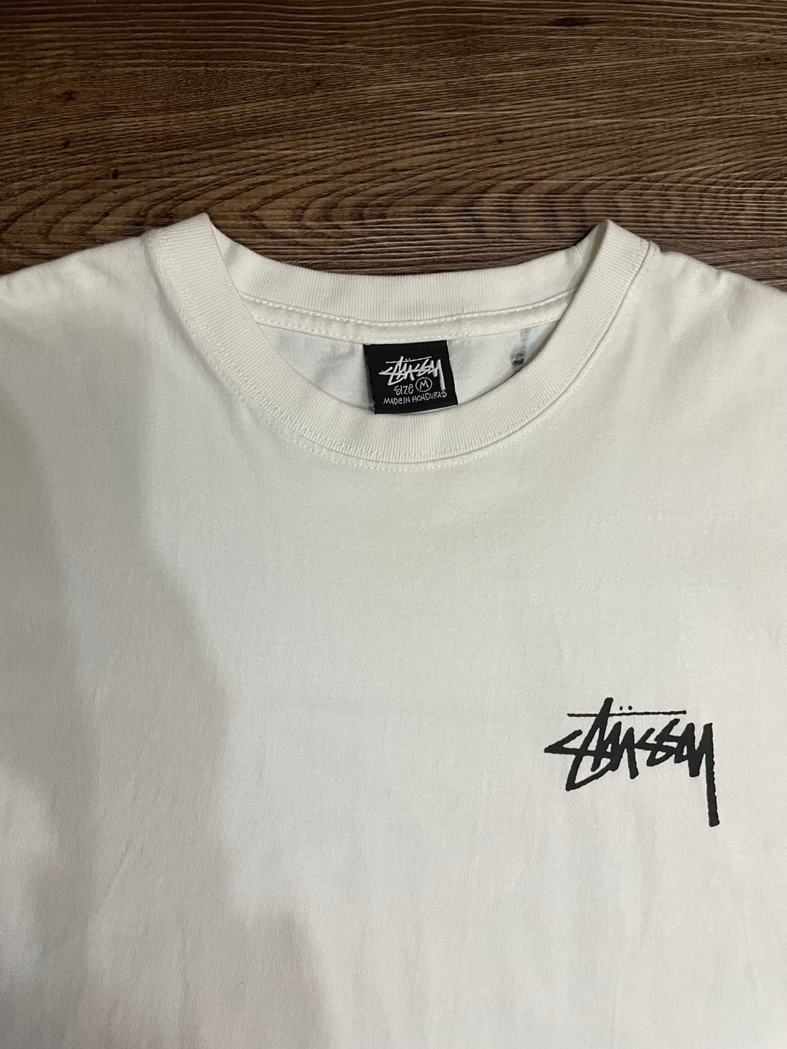 스투시 stussy 쉐터드 반팔 티셔츠 화이트 상품이미지3