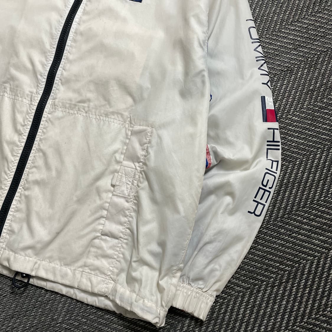 00s 타미힐피거 스펠아웃 빅로고 바람막이o 4539 상품이미지2
