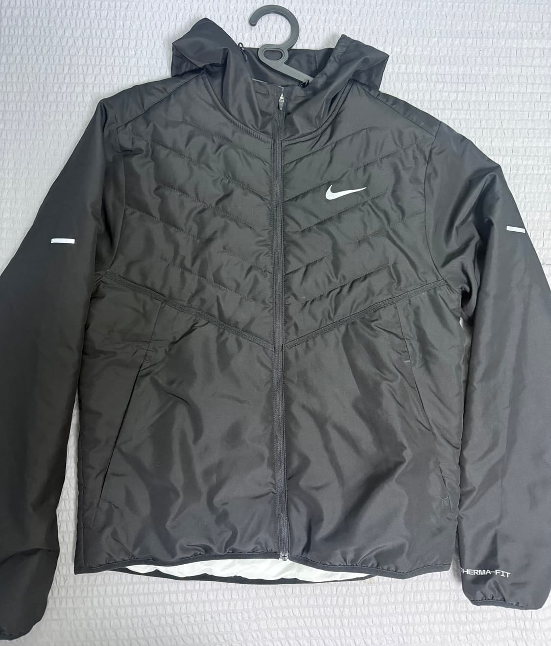 나이키 써마핏 리펠 신세틱 필 러닝 자켓 블랙 - 아시아 상품이미지1