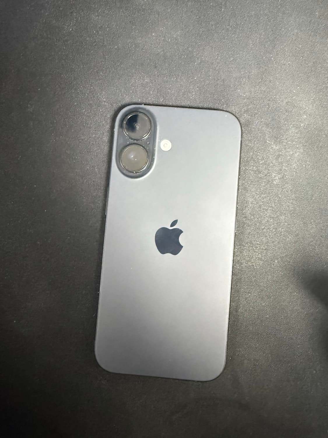 아이폰 16 128블랙 상품이미지3