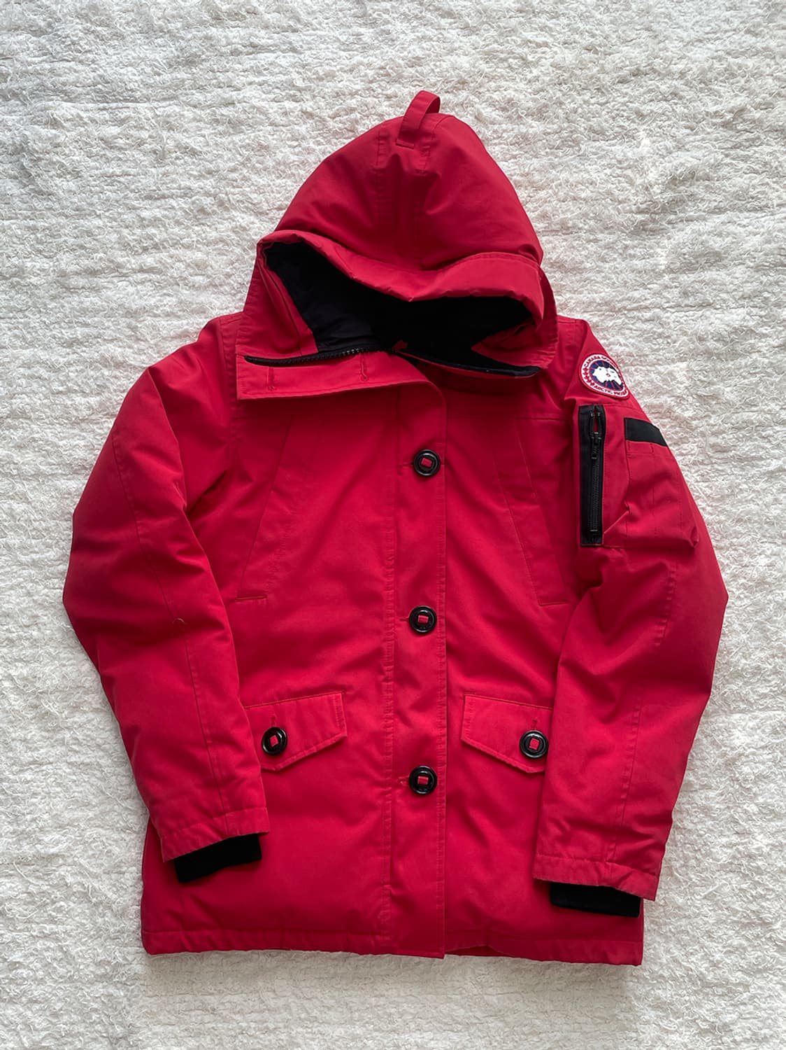 캐나다구스 몬테벨로 다운파카 상품이미지1