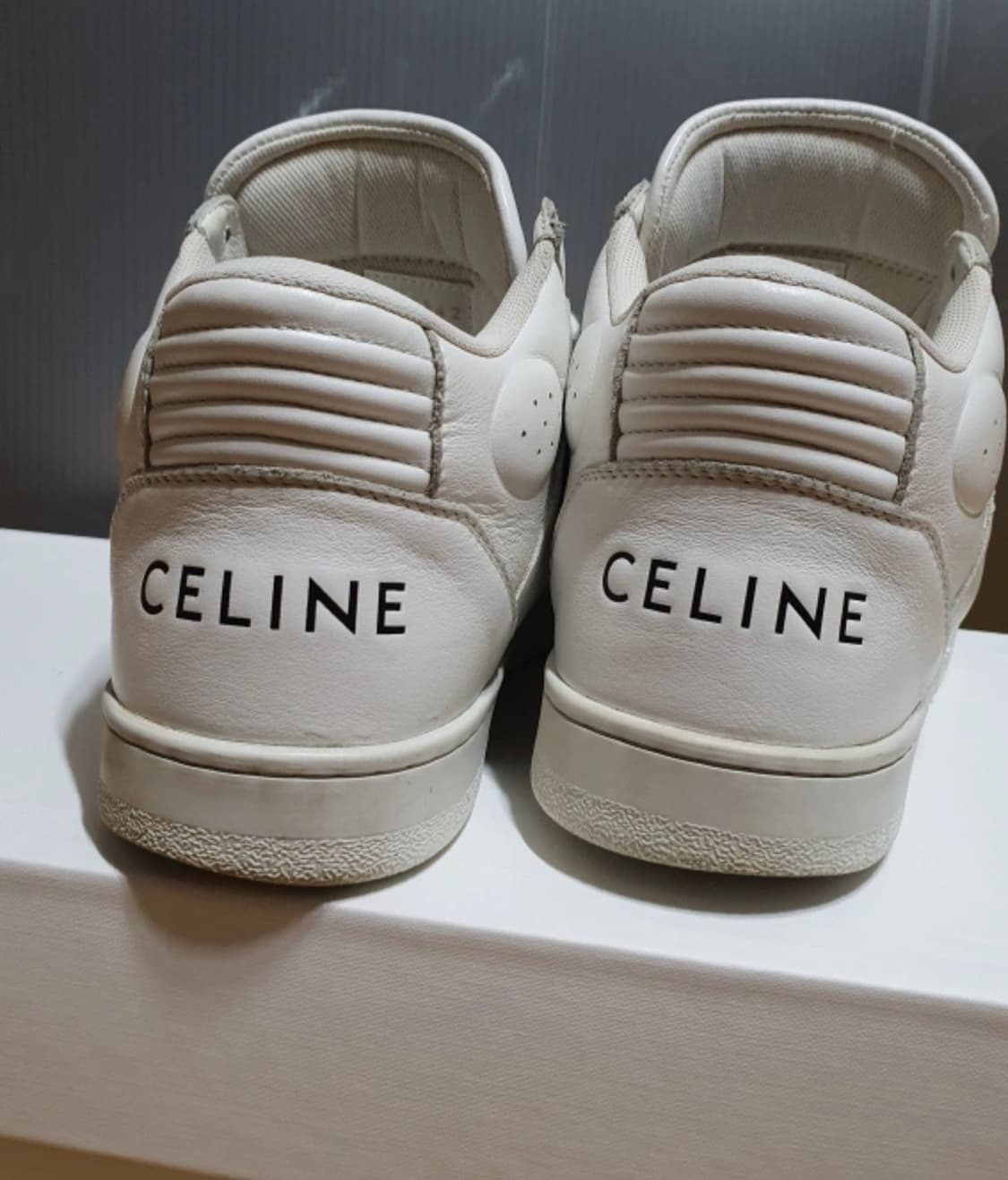 정품 셀린느 스니커즈 39 상품이미지3