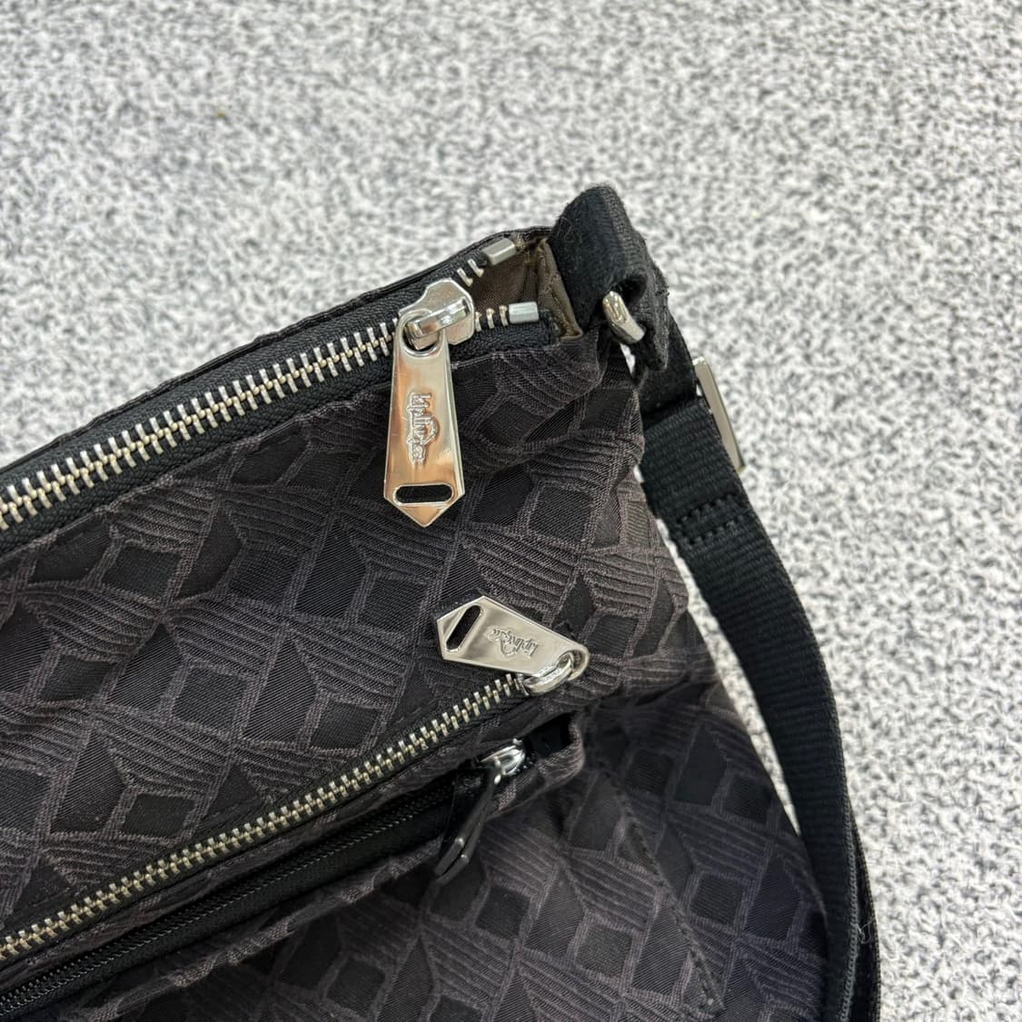 키플링 코트랄 크로스백 0409J 상품이미지5