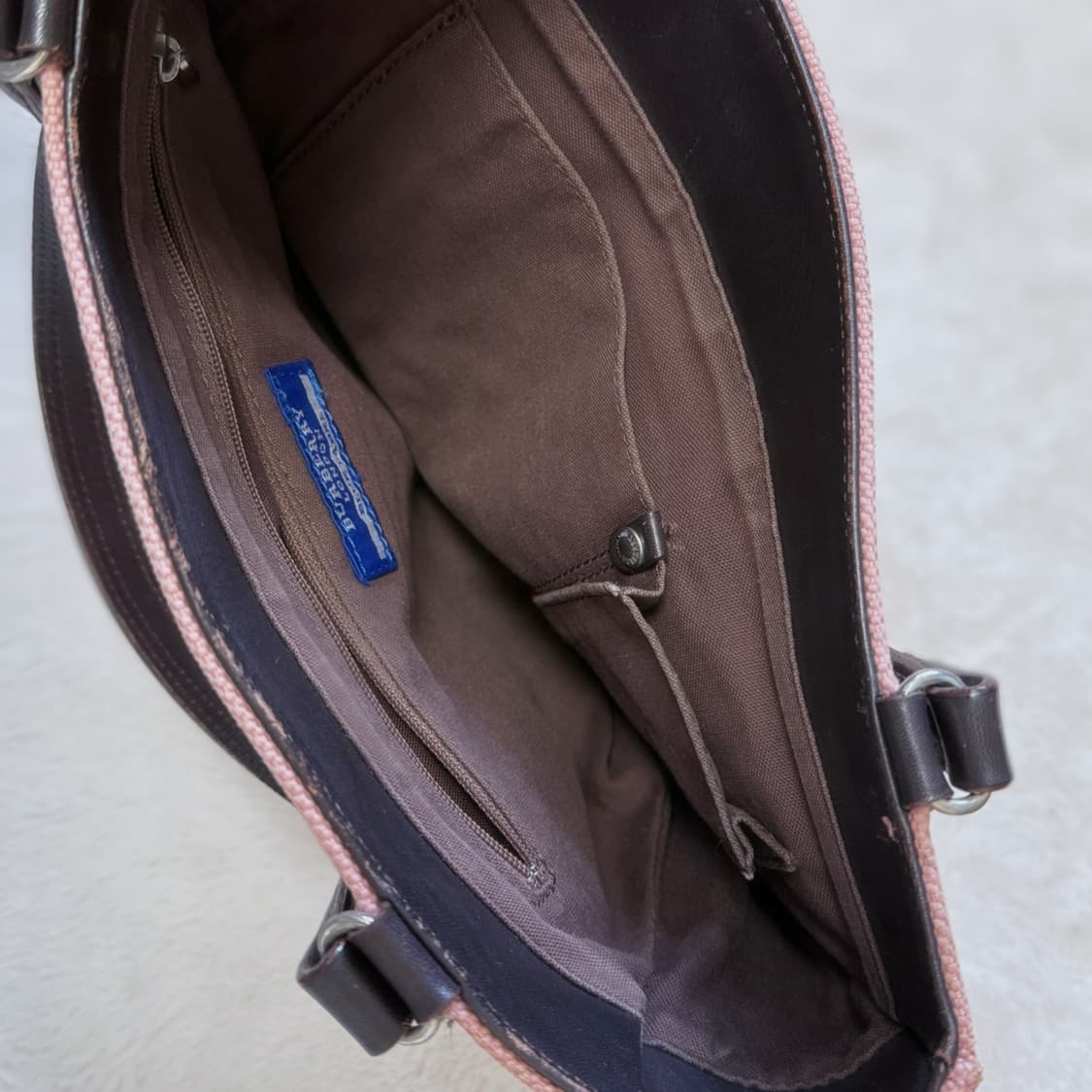 Burberry 버버리 블루라벨 딸기 초코 하트 숄더백  ≽^•⩊•^≼ 상품이미지6