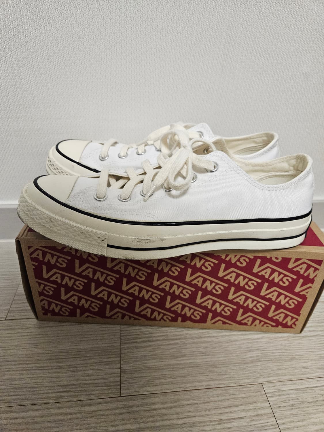 (255) 컨버스 척70 블랙 핀스트라이프 화이트 (A02306C) 상품이미지3