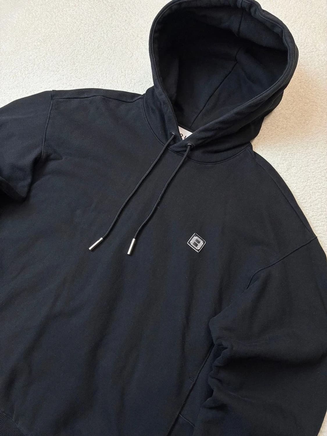 솔리드옴므 21ss 헤비코튼 자수 백로고 후드티 PN6224 상품이미지4