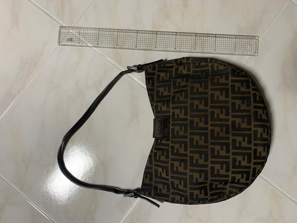 펜디 주카 호보백. 정품 상품이미지2