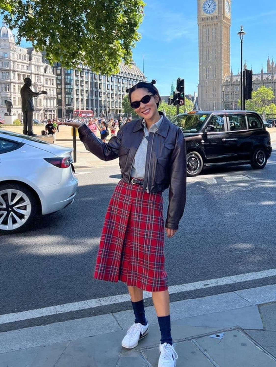 앤유 fenchurch 팬처치 울 미디 스커트 김나영 착용 상품이미지2