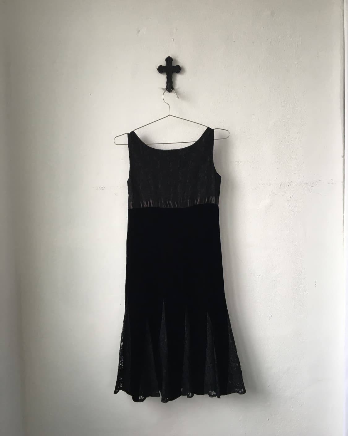 Lace trimming velvet sleeveless onepiece 상품이미지5