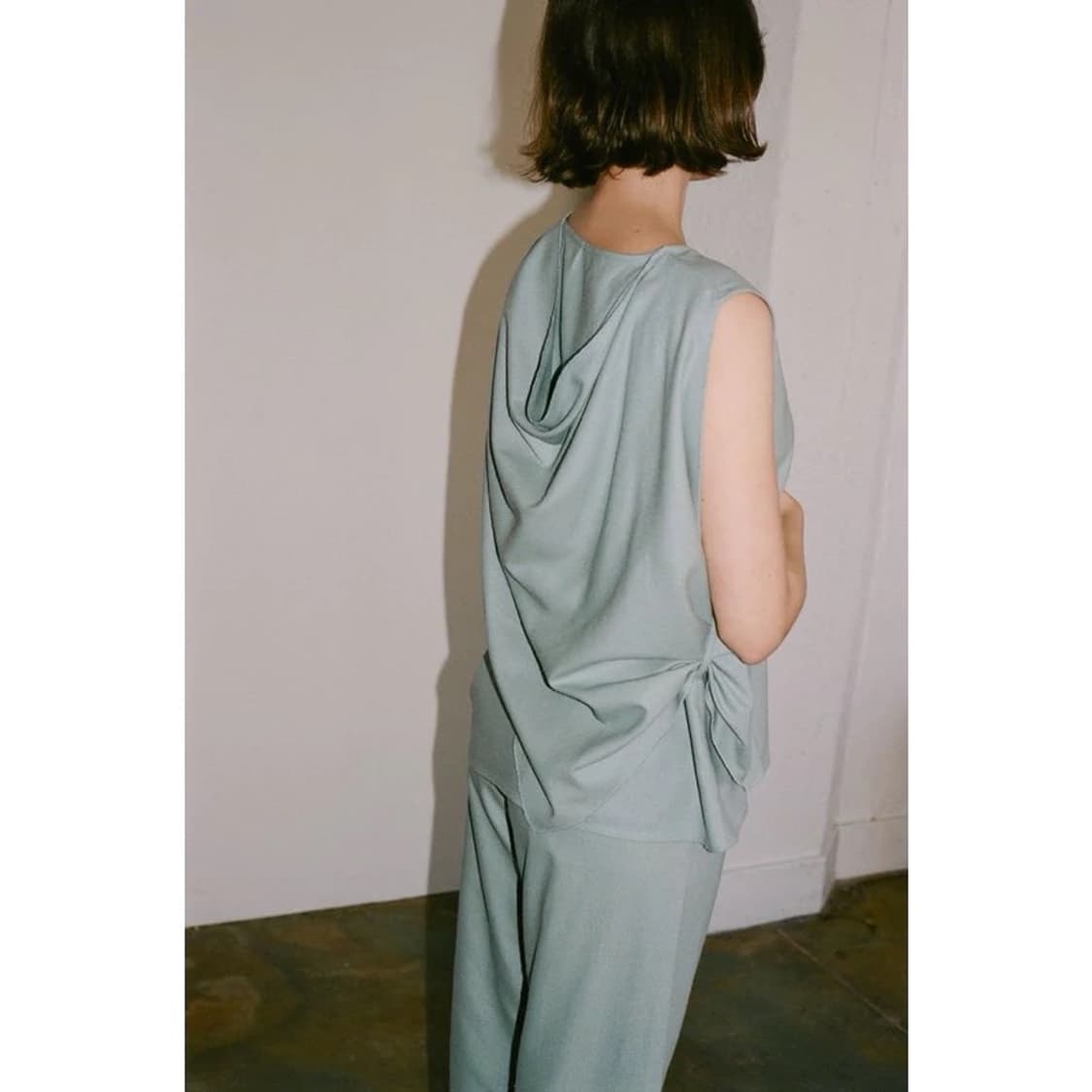 베이스레인지 silk sleevless 상품이미지1