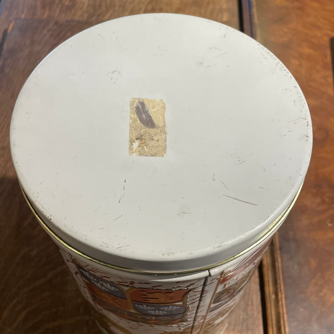 🍀미국산 중세 문장&국기 양각 원통형 대형 틴케이스 상품이미지4