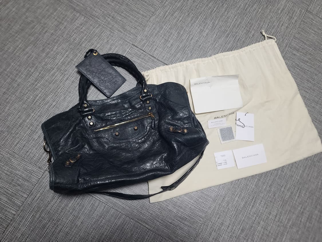 발렌시아가 모터백 시티백 숄더백 상품이미지1