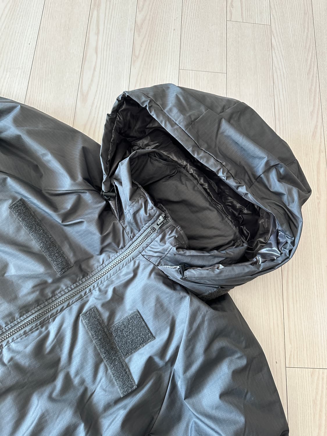 Taion x gloster level7 down jacket 상품이미지7