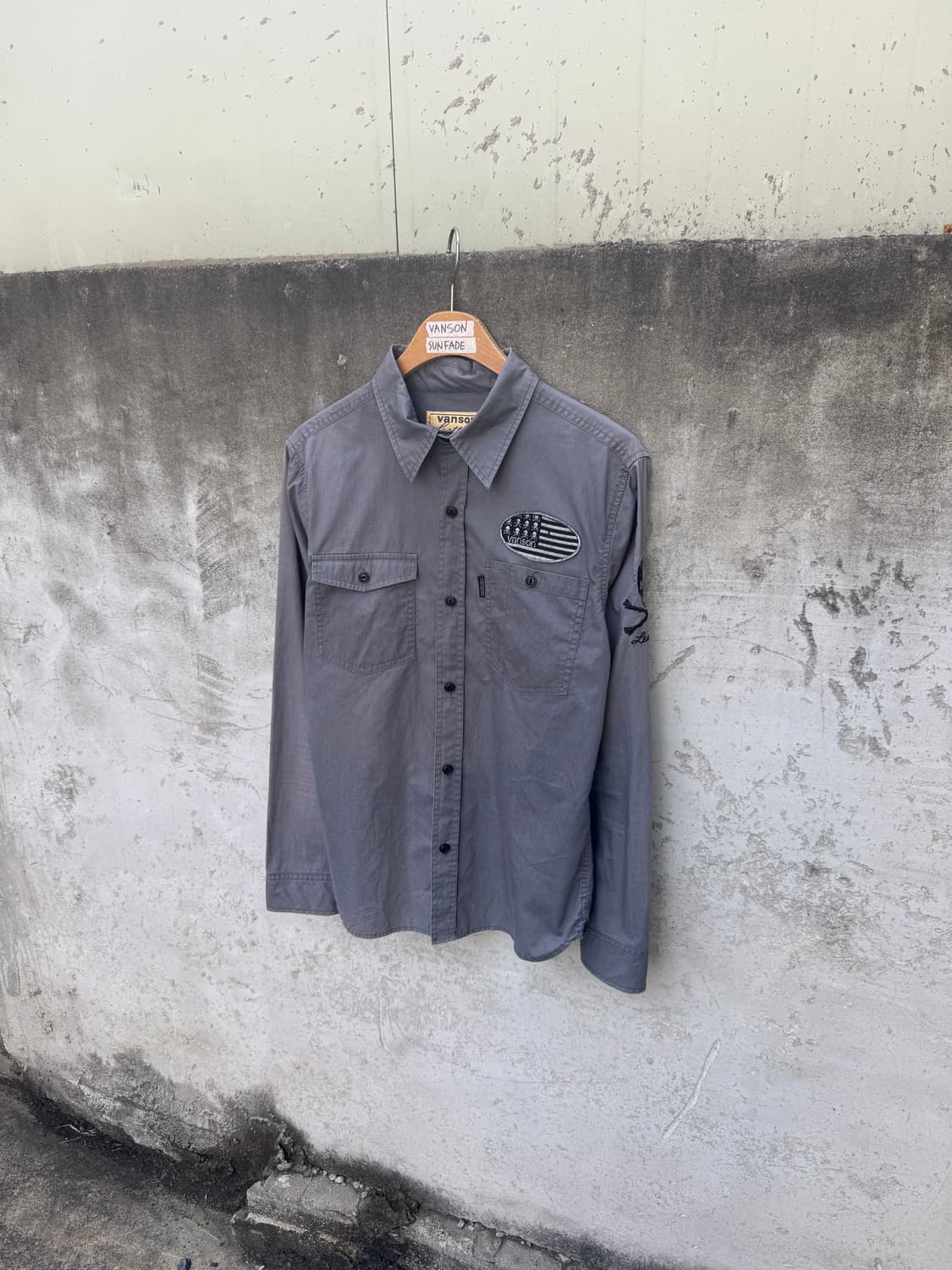 밴슨 선페이드 자수 셔츠 상품이미지3