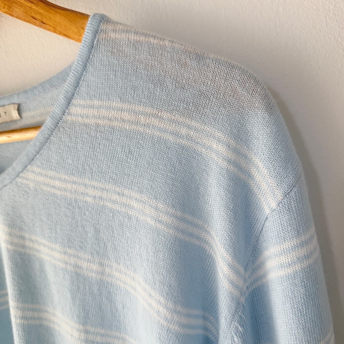 Lepvonj 레프본 스트라이프 브이넥 여름니트 스카이블루 상품이미지4