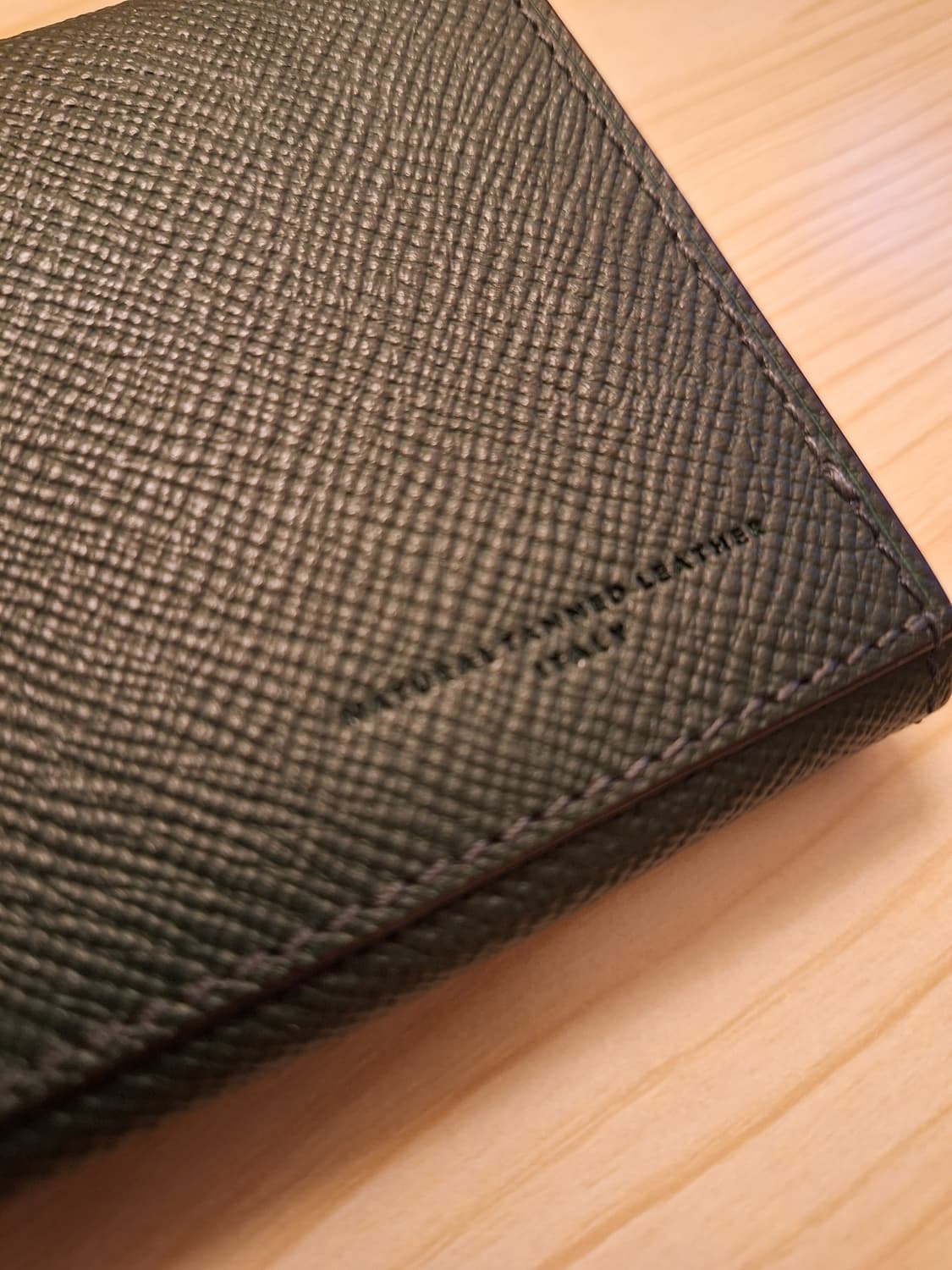 타케오 키쿠치 그린컬러 가죽 장지갑 판매합니다 상품이미지5