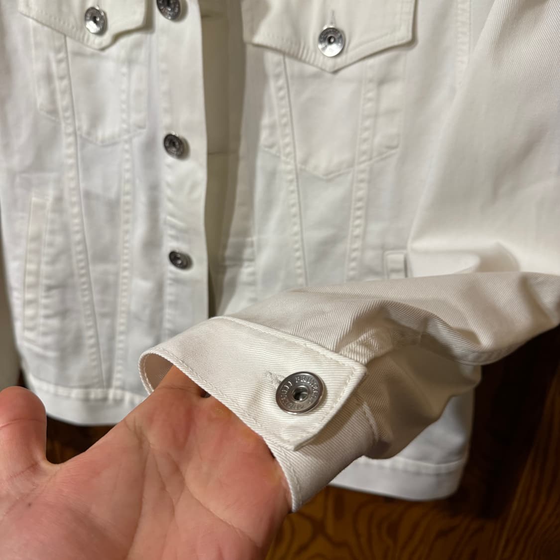 브루넬로 쿠치넬리 데님 트러커 자켓 판매 합니다. 상품이미지8