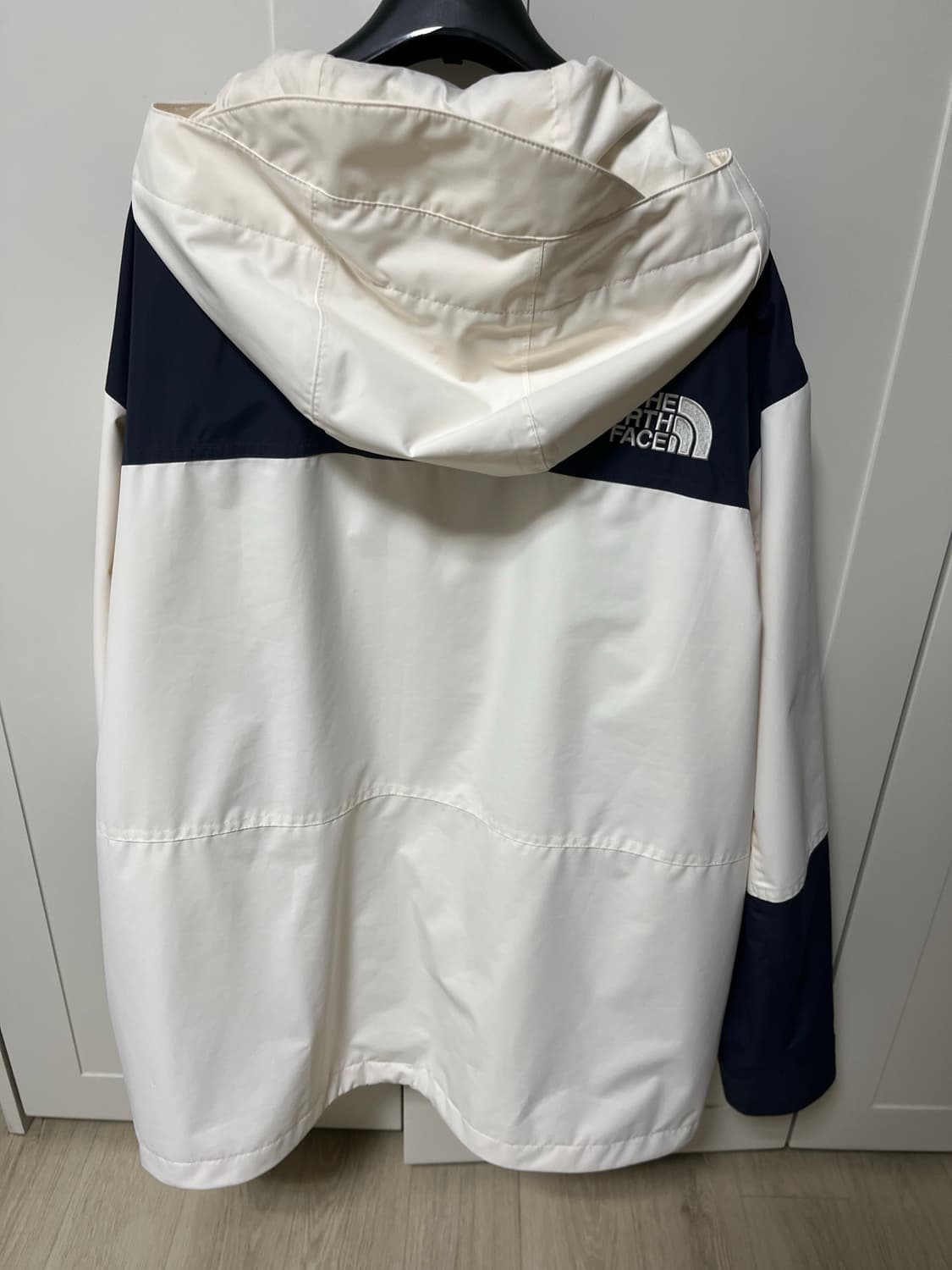 노스페이스 화이트라벨 바람막이  상품이미지2