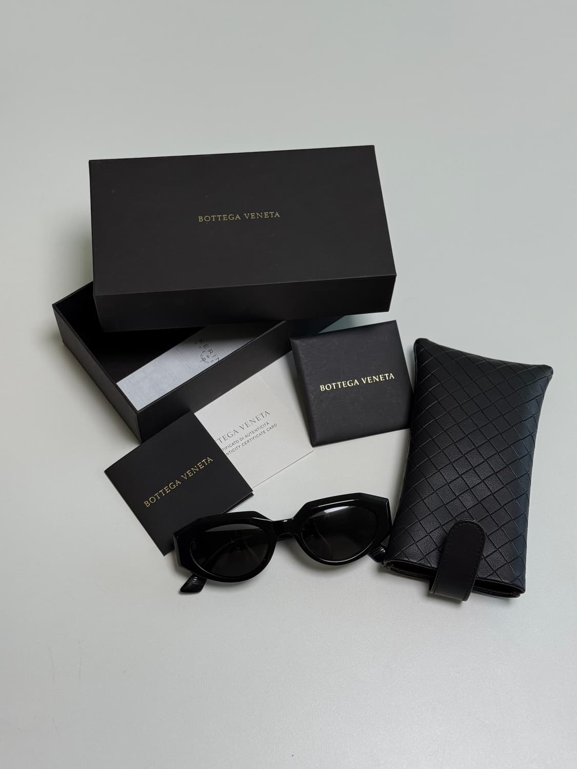 보테가베네타 BV1031S 상품이미지1