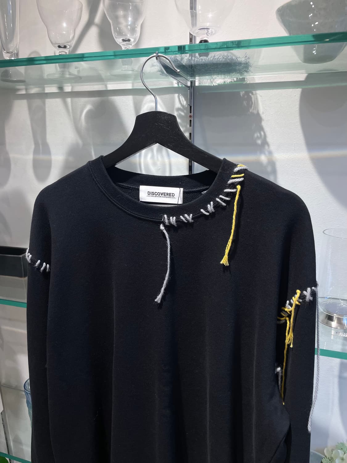 디스커버드 stitch sweatshirt 상품이미지3