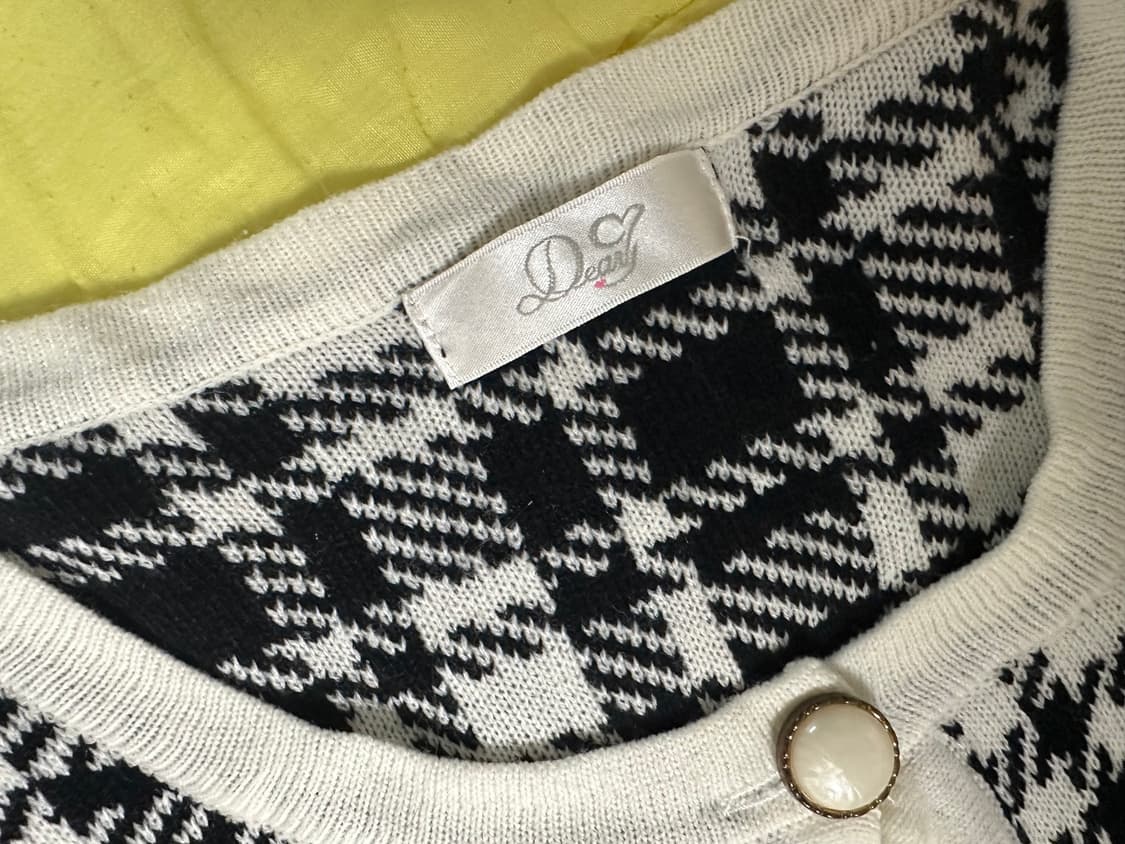 Deary 버튼 금장 가디건  상품이미지3