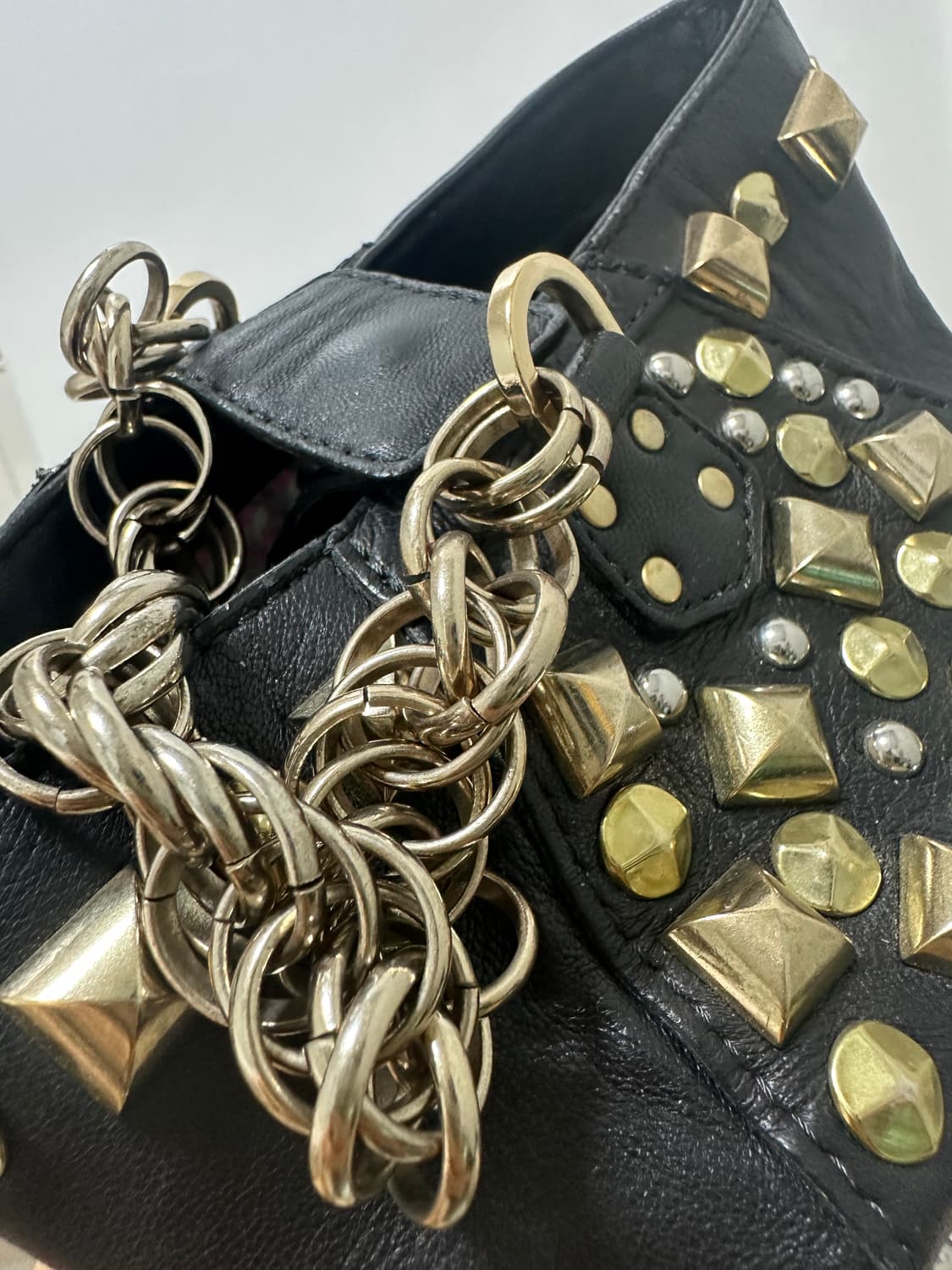 versace for h&m 베르사체 미니 스터드 백 상품이미지5