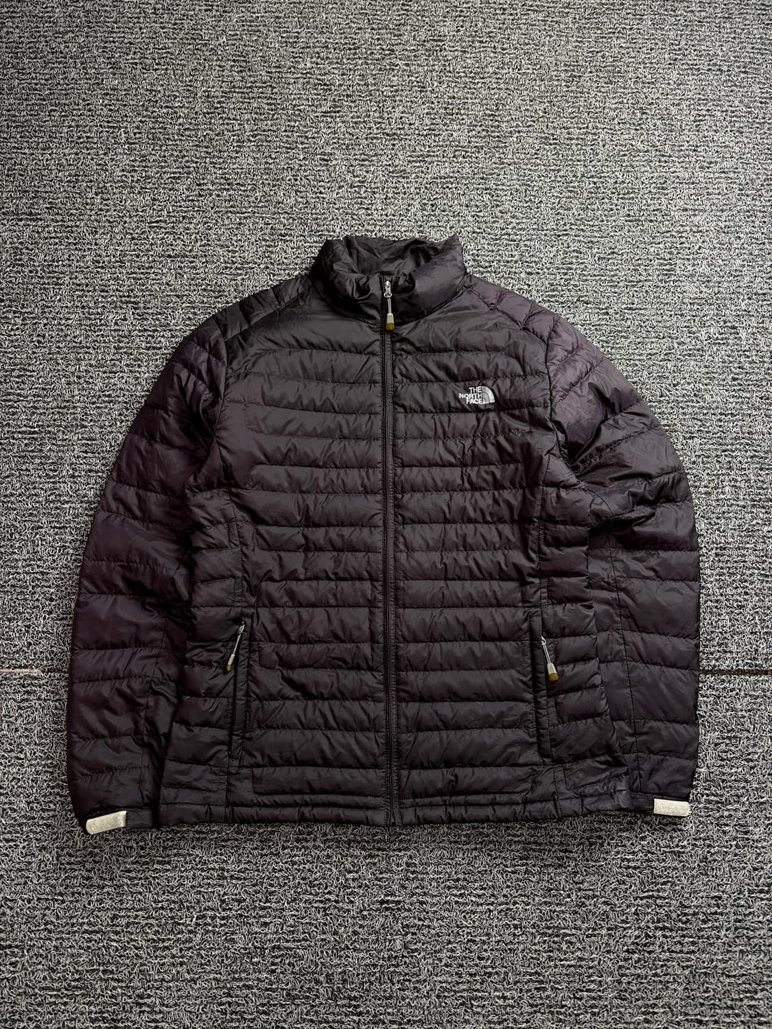 노스페이스 구스 다운 경랸 다운 자켓 버건디 1597 상품이미지2