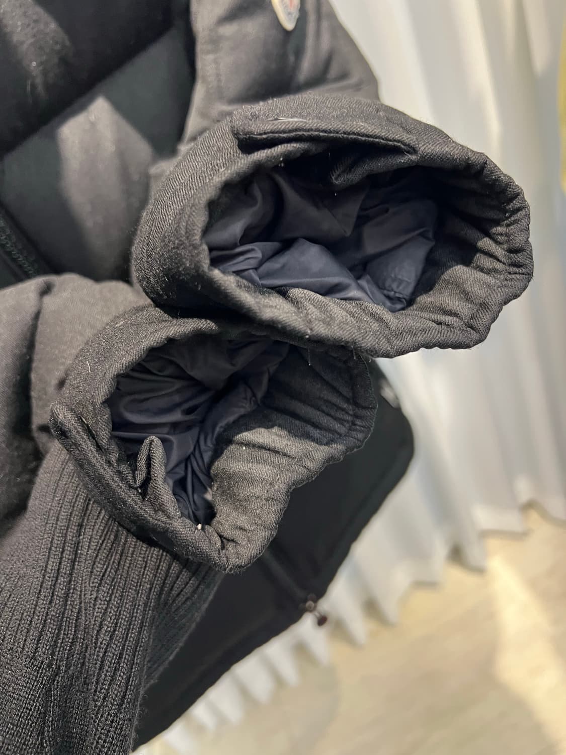 (2) 몽클레어 몽제네브르 남성 패딩 블랙 새상품급  상품이미지6