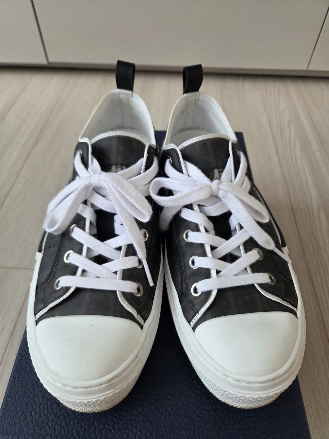 디올 스니커즈(블랙) 상품이미지1