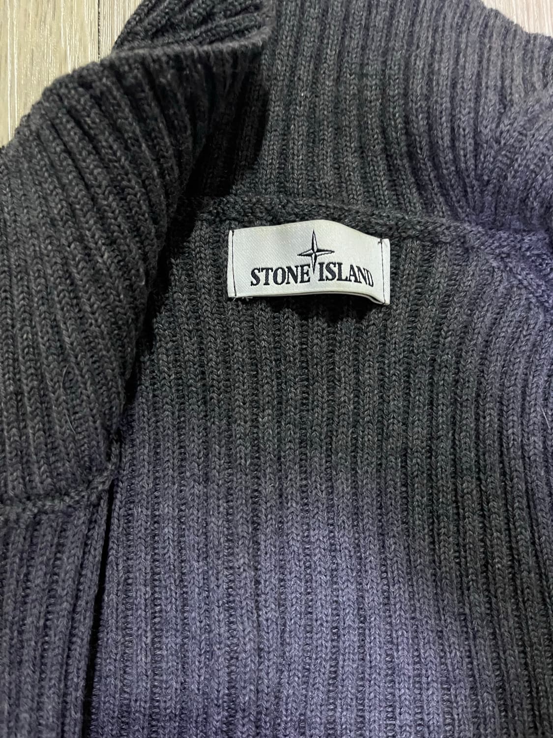 스톤아일랜드 골지 니트집업 s 상품이미지3