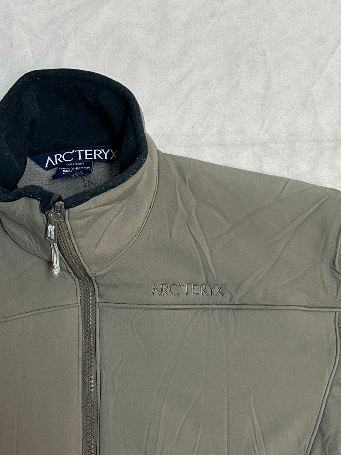 아크테릭스 집업  상품이미지2