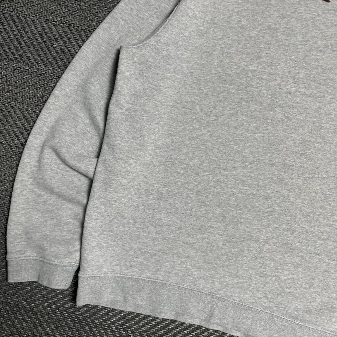 나이키 NSW 자수 로고 크루넥 긴팔 티셔츠o 5362 상품이미지3