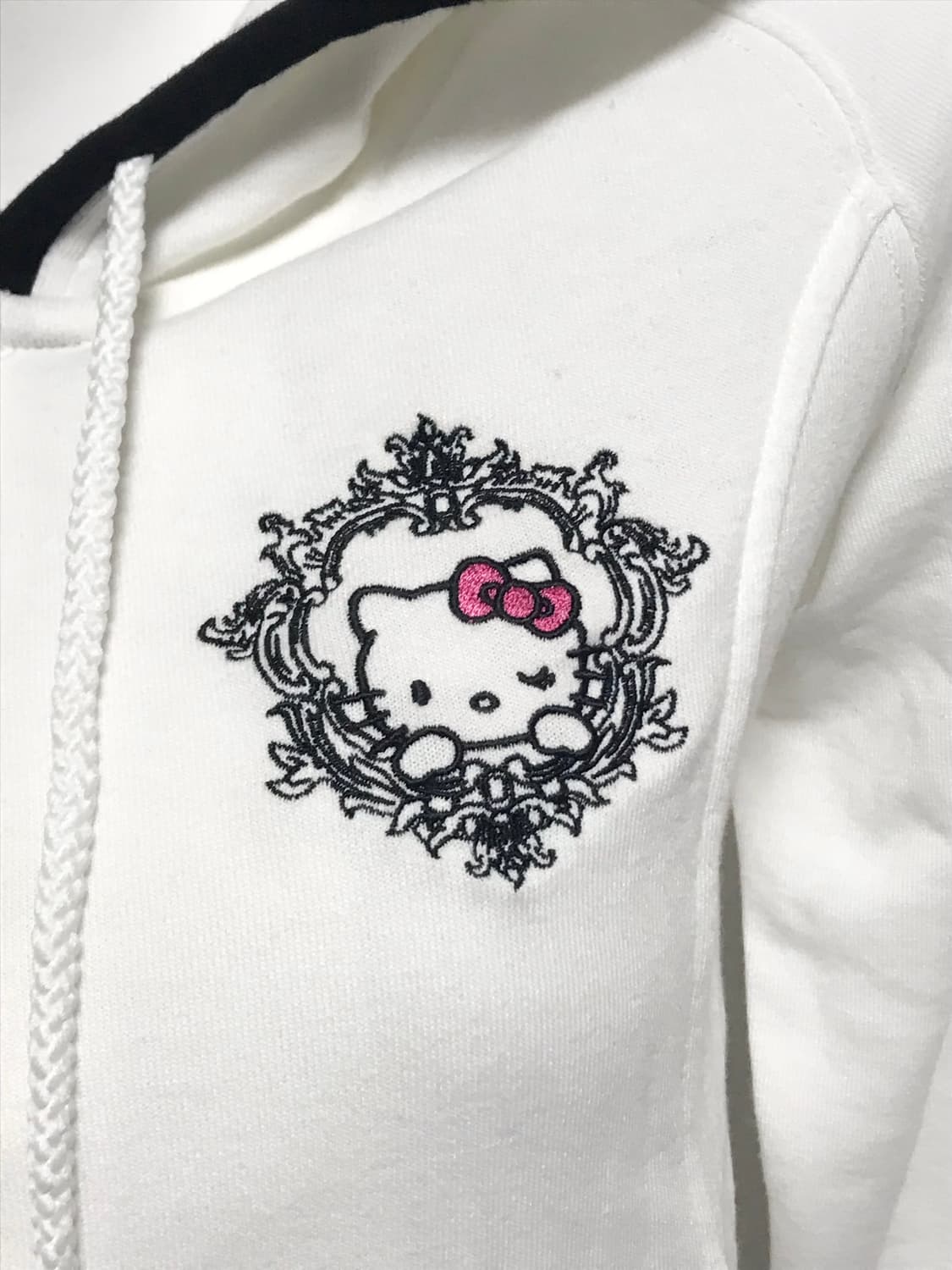 빈티지 라디 rady 헬로키티 자수 갸루 후드 집업 상품이미지4