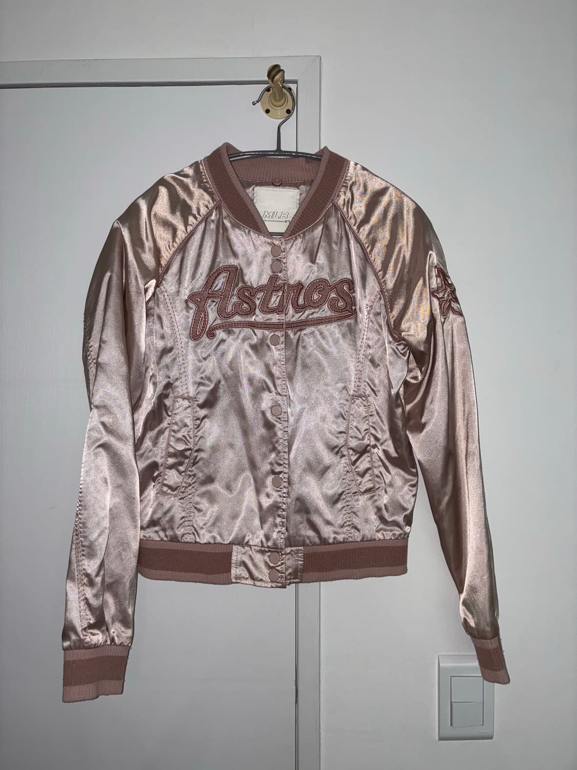 MLB 봄버 바시티 자켓 펄 누디핑크 상품이미지1