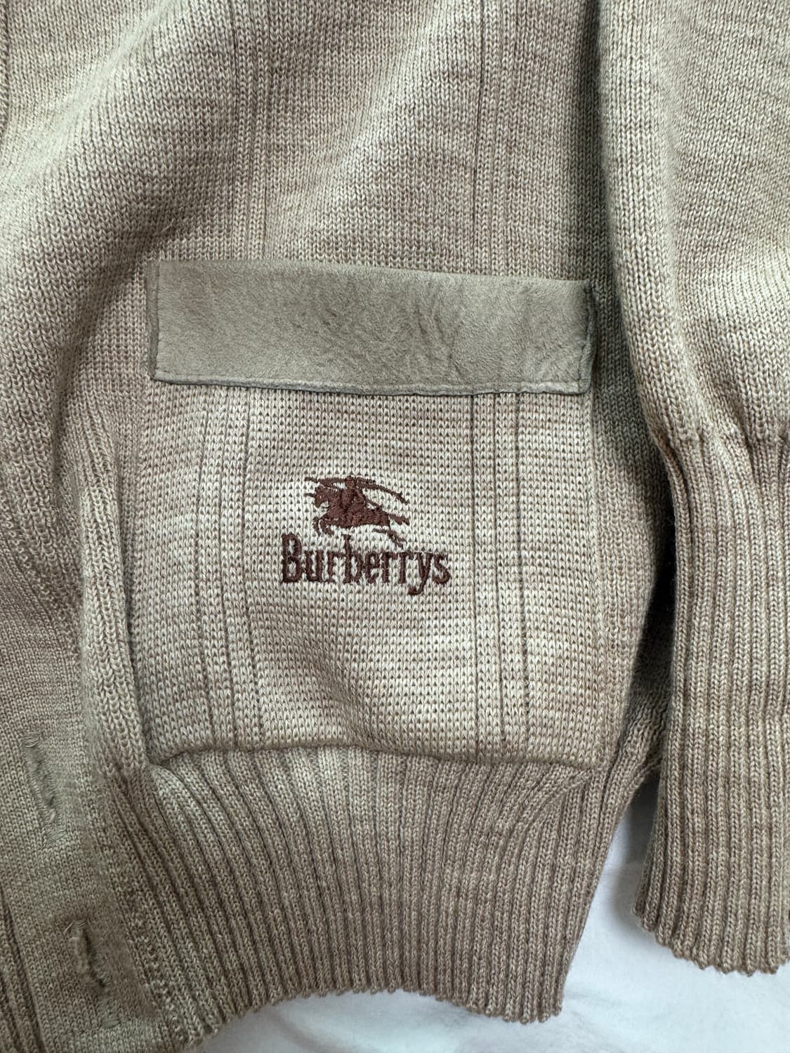 버버리 앨보우 패치 가디건 상품이미지2