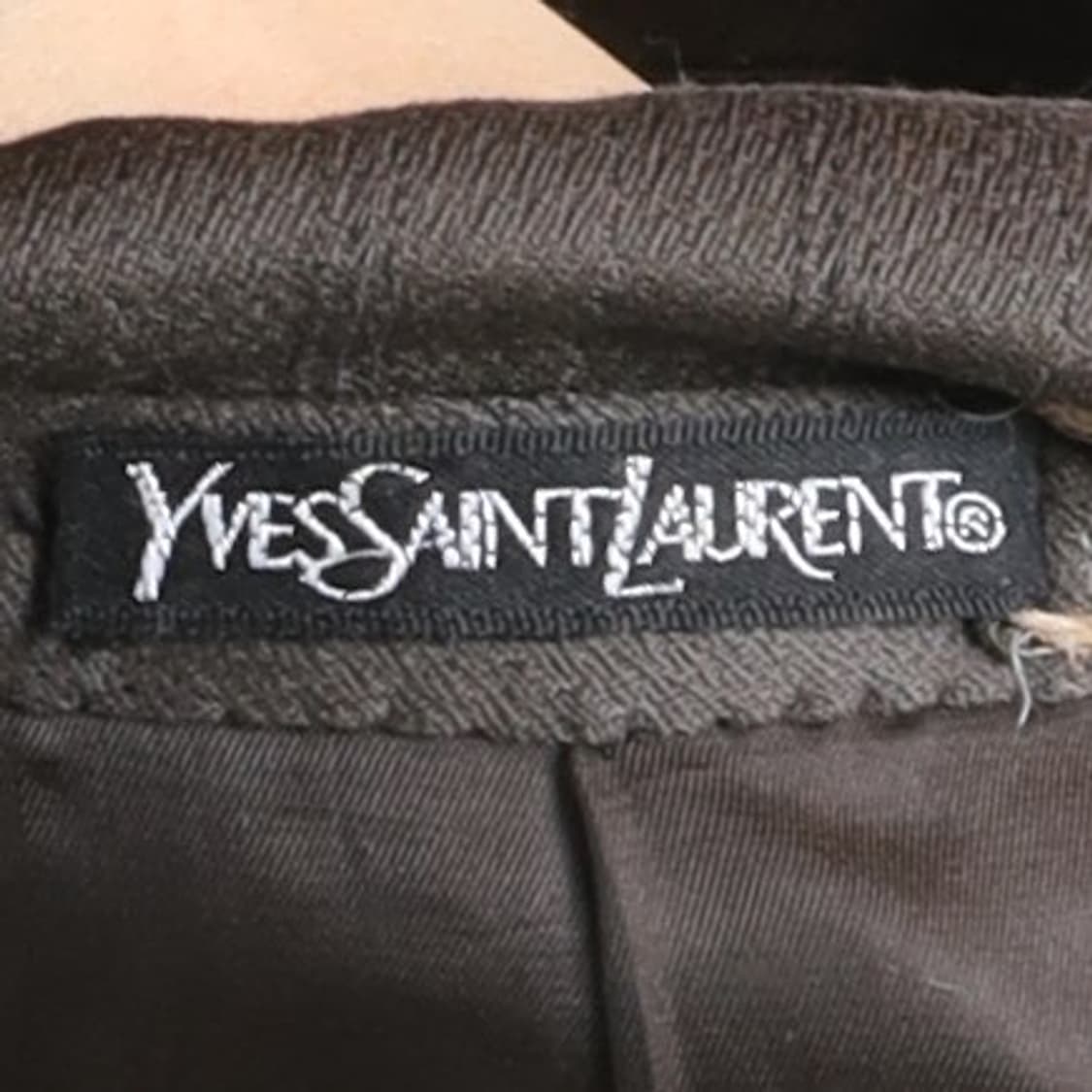 입생로랑 YvesSaintLaurent 2B Stripe Blazer  상품이미지7