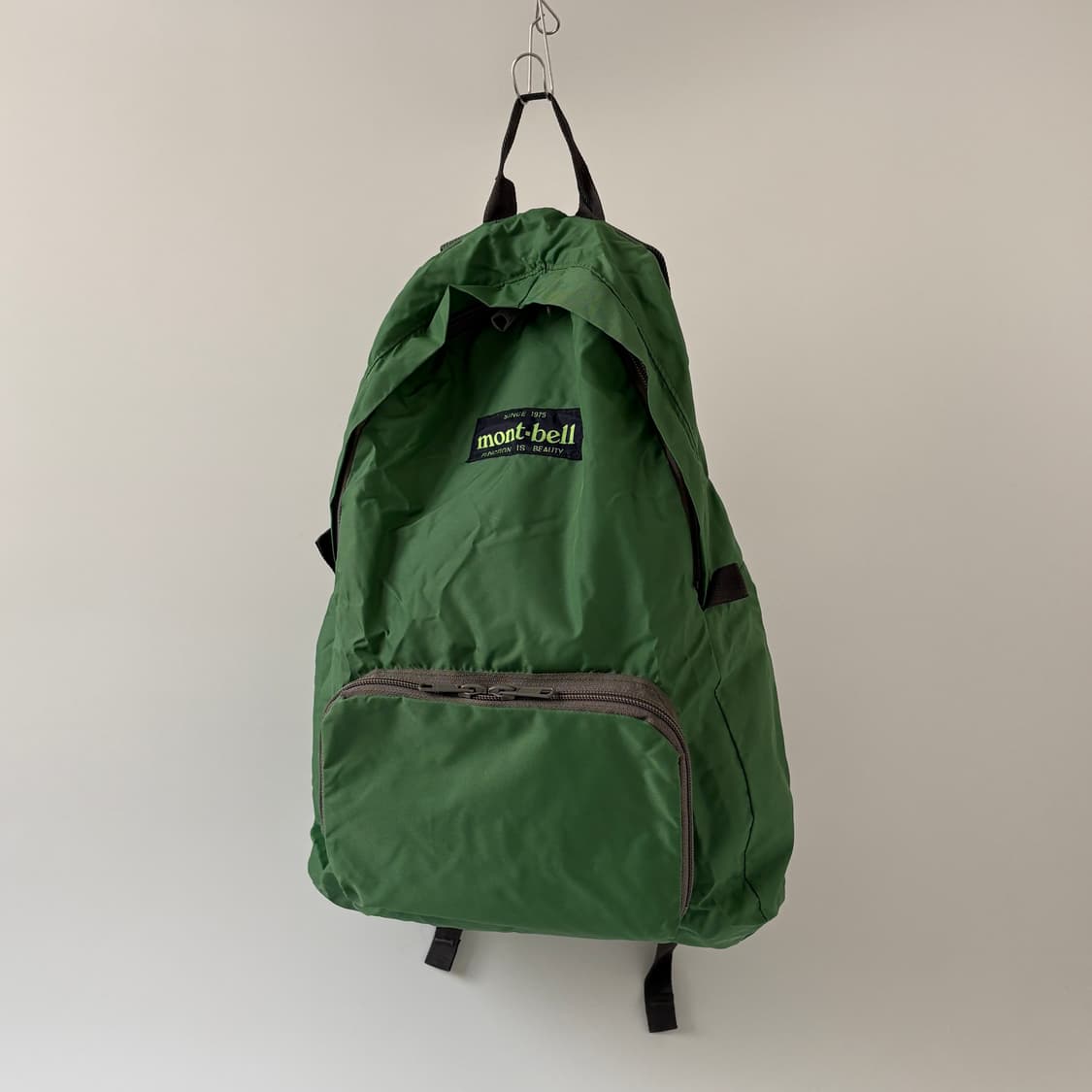 Vintage Pocketable Nylon Daypack (Green) 상품이미지1