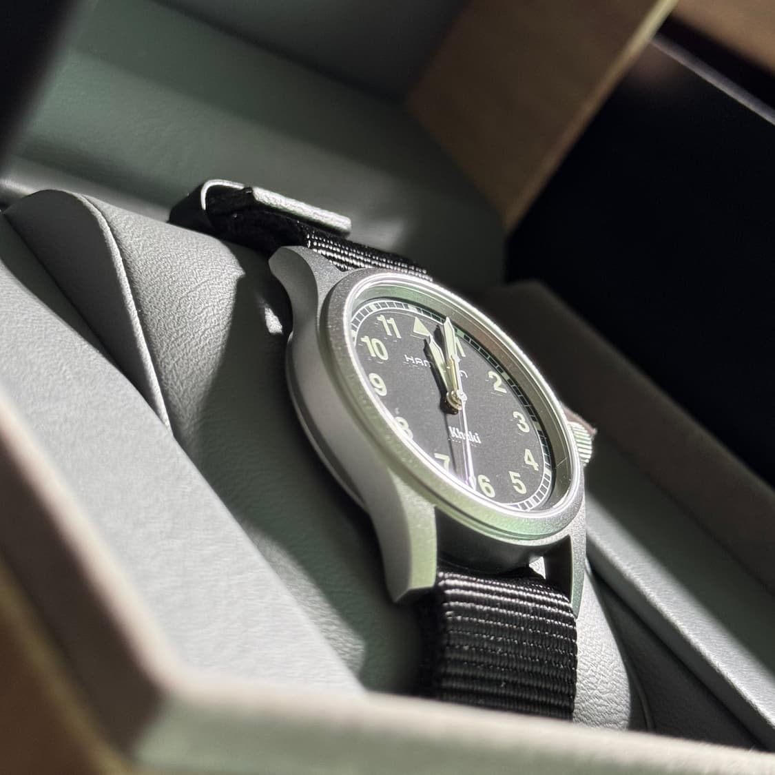 해밀턴 카키필드 쿼츠 33mm 상품이미지4