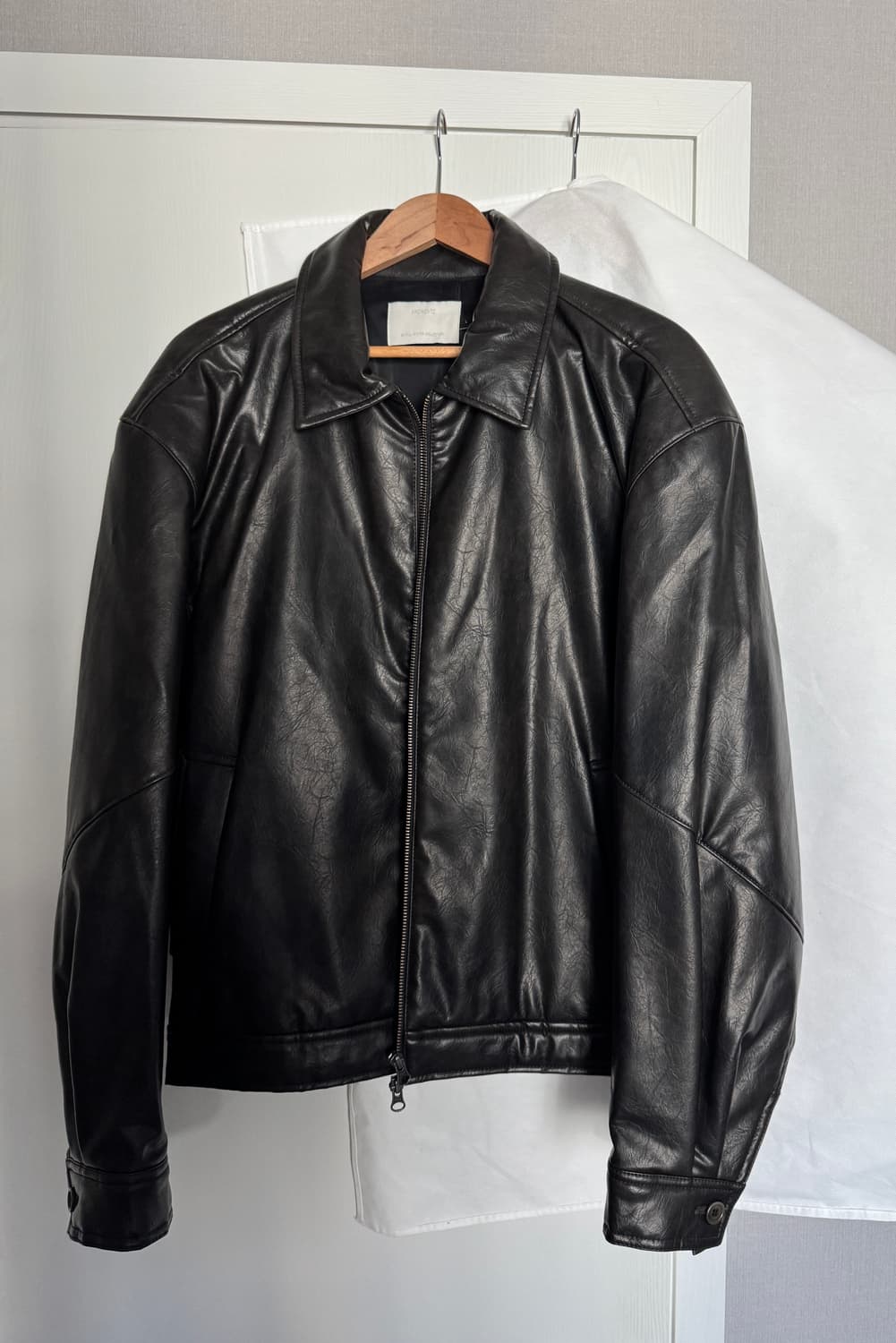 아모멘토 24 비건레더 L판매 상품이미지2