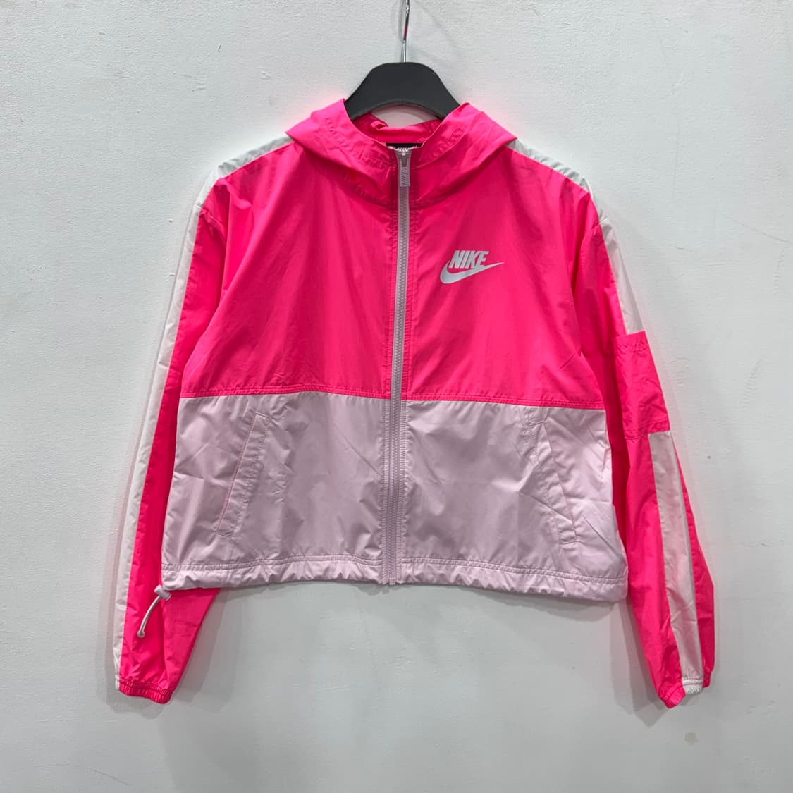 나이키 핫핑크 후드 바람막이 상품이미지1