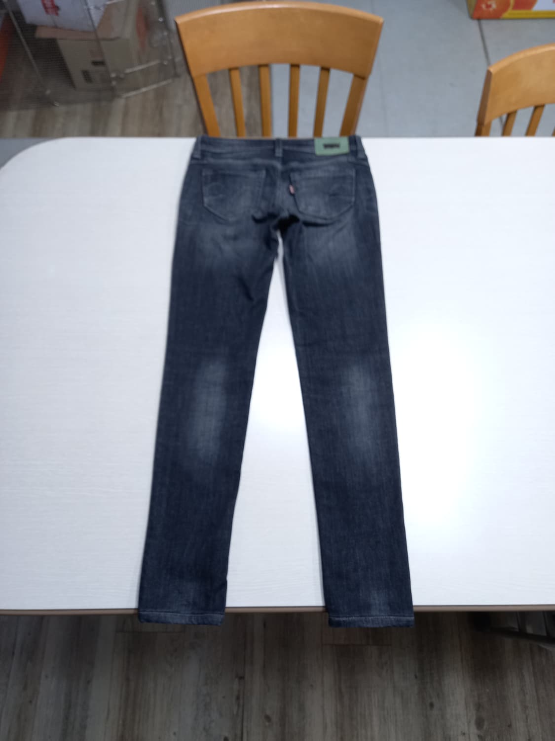 25 리바이스 Demi Curve 워싱 스판스키니 블랙 25-285 상품이미지2