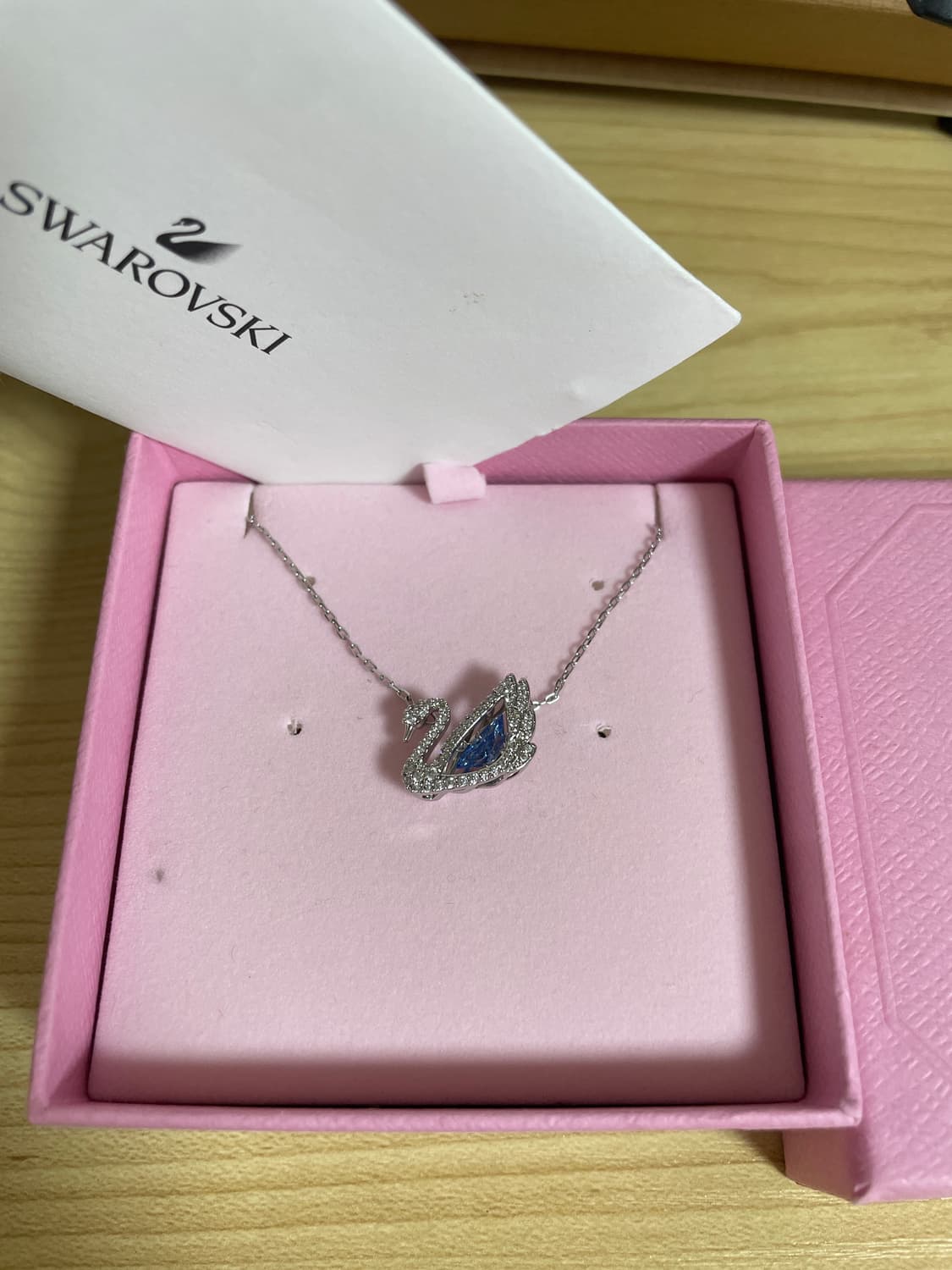 스와로브스키 댄싱스완 네클리스 블루 로듐 플래팅 상품이미지1
