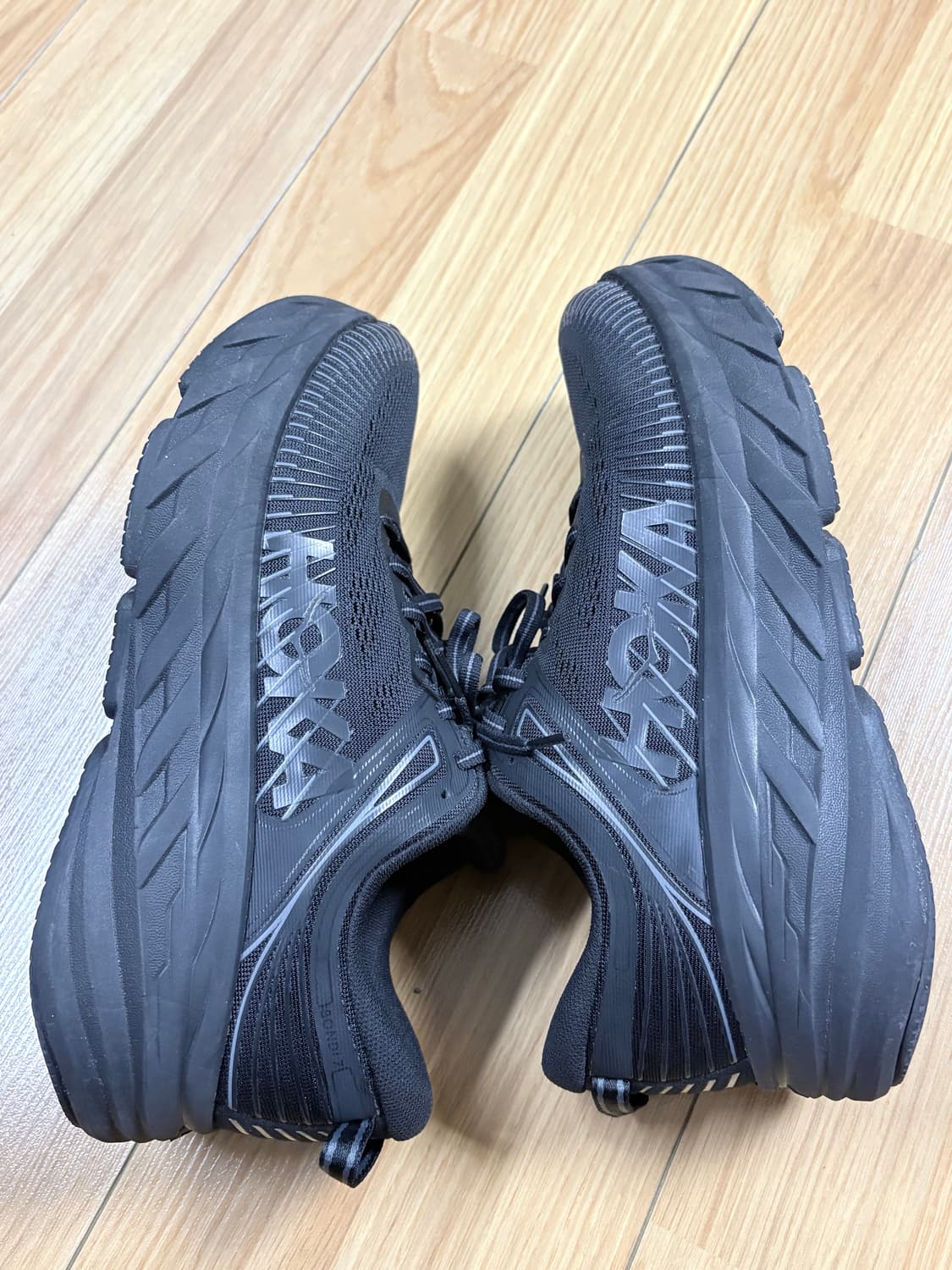 호카 오네오네 본디 7 맨 와이드 팔아요 (260사이즈) 상품이미지5