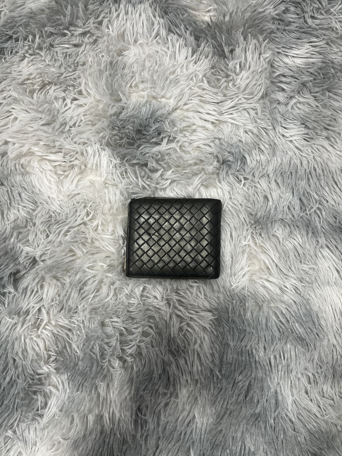 정품 보테가베네타 인트레치아토 카드지갑 상품이미지1